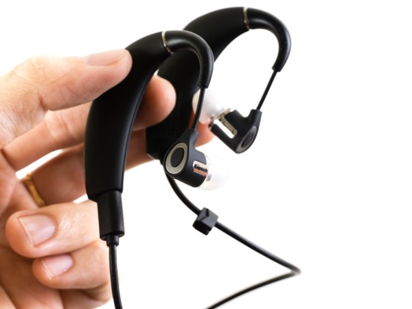 Bộ tai nghe không dây Klipsch R6 In-ear Bluetooth có thiết kế rất nhẹ cân nhờ nhà sản xuất đã khéo léo trong việc chọn lựa, phối hợp vật liệu hình thành nên sản phẩm. Bộ tai nghe không dây Klipsch R6 In-ear Bluetooth có thiết kế rất nhẹ cân nhờ nhà sản xuất đã khéo léo trong việc chọn lựa, phối hợp vật liệu hình thành nên sản phẩm.