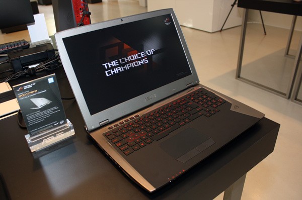 Cận cảnh laptop chơi game Asus ROG G701VI giá 85 triệu đồng