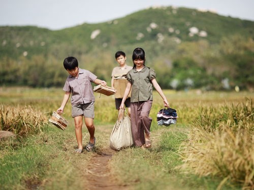 Cảnh trong phim Tôi thấy hoa vàng trên cỏ xanh - Ảnh: Đoàn phim cung cấp