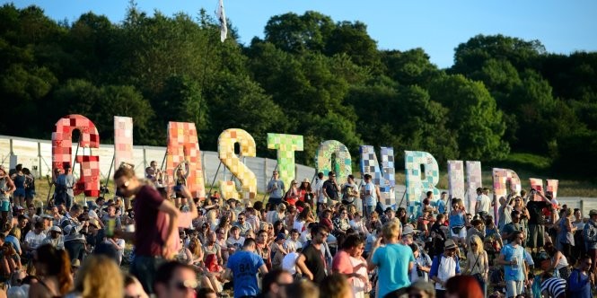Du khách luôn háo hức với lễ hội âm nhạc Glastonbury - Ảnh: independent