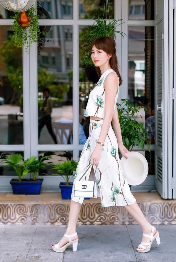 Hoa hậu - Á hậu Việt: Những tay chơi hàng hiệu kín tiếng ảnh 4