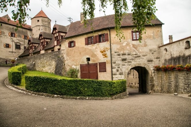 Lối vào pháo đài Harburg - Ảnh: wp Lối vào pháo đài Harburg - Ảnh: wp