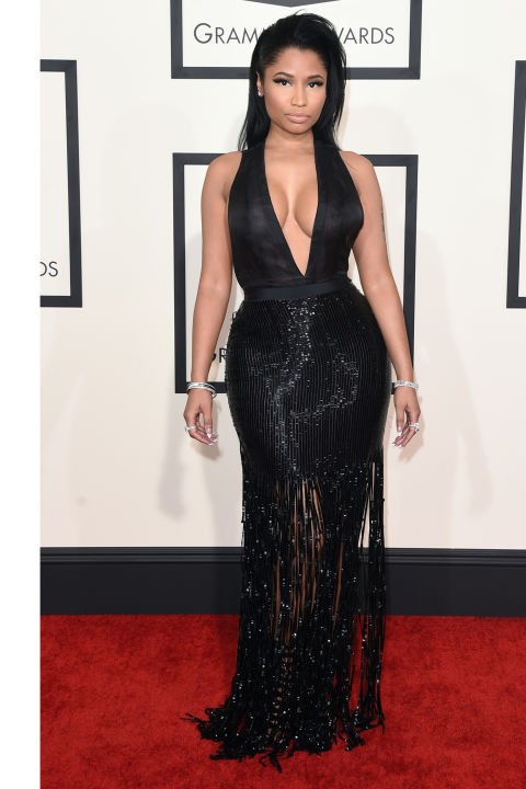 Ngắm thân hình 'đồng hồ cát' bốc lửa của các Sao ảnh 16