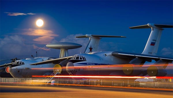 Mãn nhãn với máy bay quân sự các nước tại triển lãm quốc tế Dubai ảnh 3