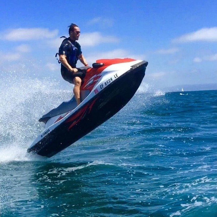 Cuộc sống trác táng của vợ chồng tỉ phú Mỹ với 10 hotgirl nóng bỏng ảnh 18