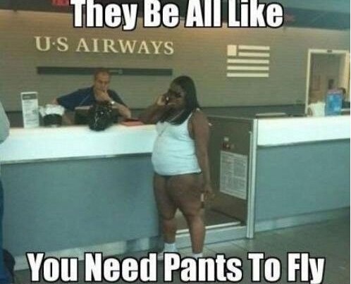 Quái dị những người.. không thích mặc quần ảnh 3