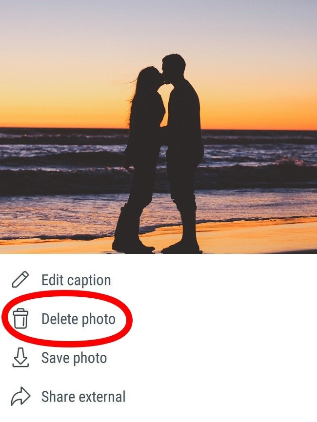 11 hành vi trên mạng xã hội có thể gây rắc rối cho bạn ảnh 10