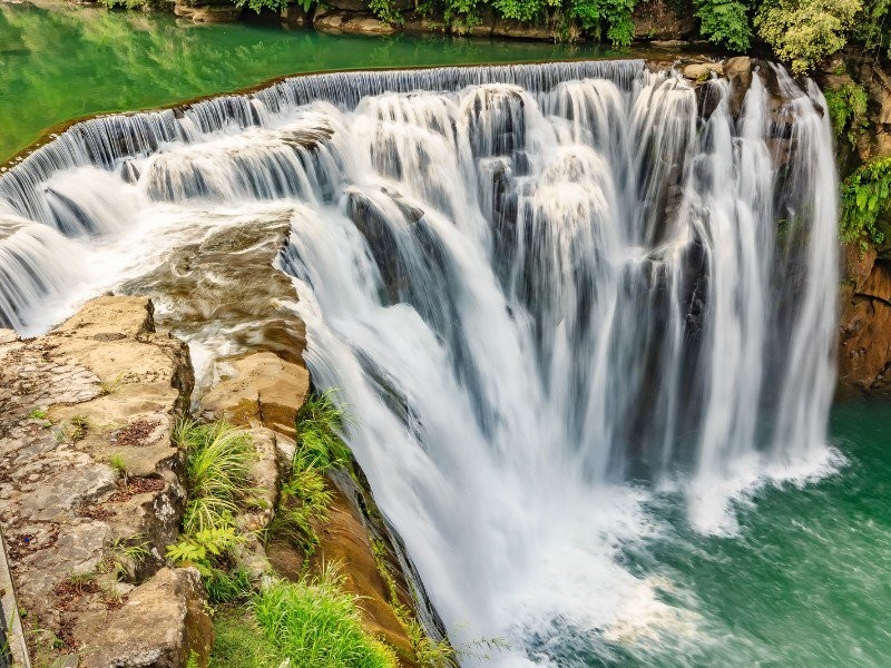 12 trải nghiệm du lịch thú vị không nên bỏ lỡ khi tới Đài Bắc ảnh 10 Shifen Waterfall