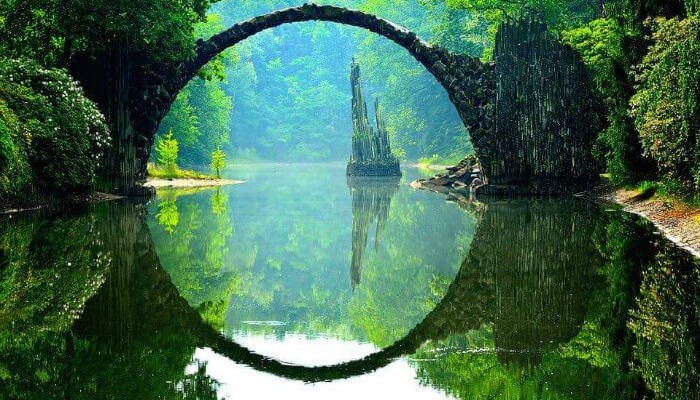 Cây cầu Die Rakotzbrück Cây cầu Die Rakotzbrück