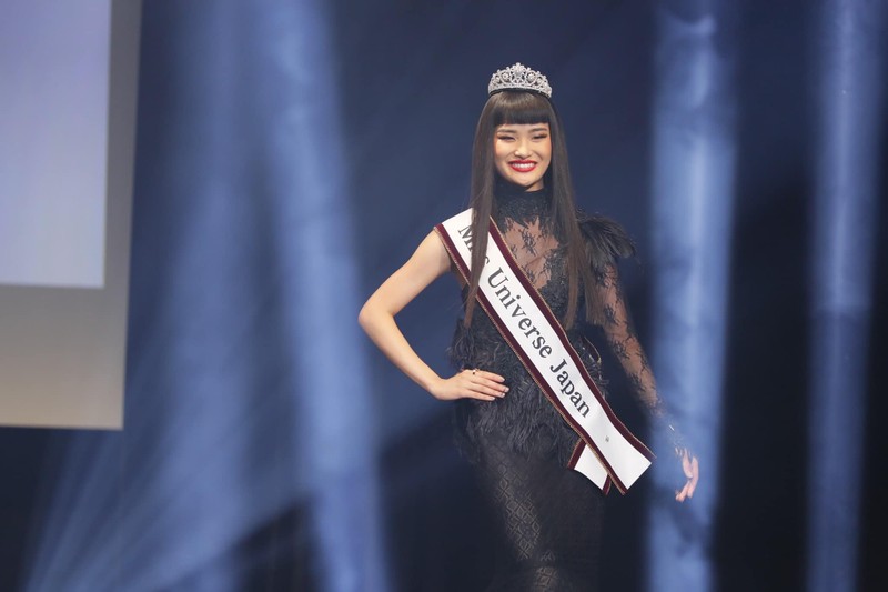 Ako Kamo - sinh viên 21 tuổi - đoạt vương miện Miss Universe Japan trong đêm chung kết tối 22/8 ở Tokyo, Nhật. Ảnh: MUJ Ako Kamo - sinh viên 21 tuổi - đoạt vương miện Miss Universe Japan trong đêm chung kết tối 22/8 ở Tokyo, Nhật. Ảnh: MUJ