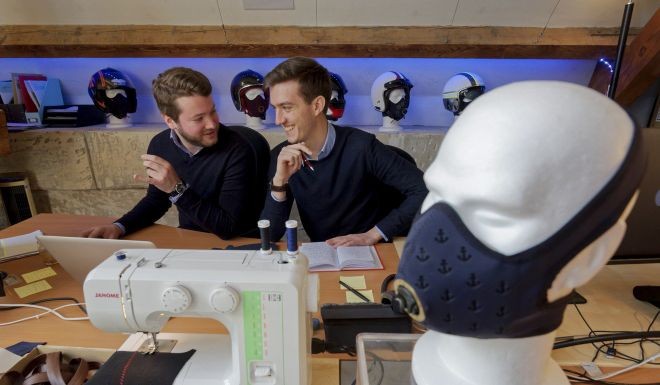 Ảnh: Yahoo News Singapore Ảnh: Yahoo News Singapore