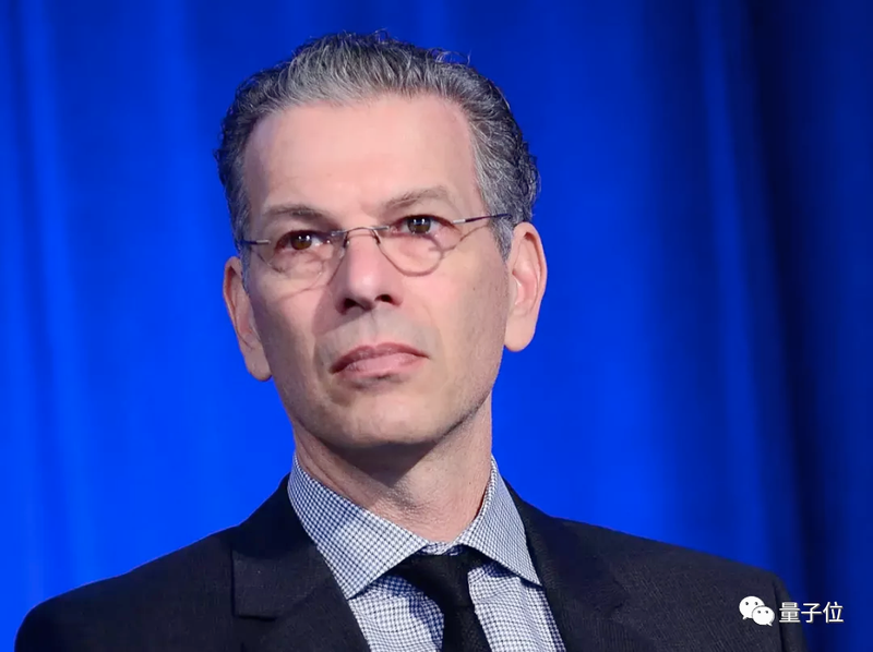 Ông David Feinberg từng làm trưởng bộ phận y tế của Google. Ảnh: Sina Ông David Feinberg từng làm trưởng bộ phận y tế của Google. Ảnh: Sina