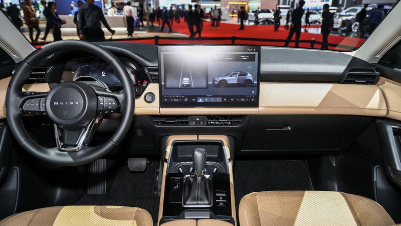 Mazda CX-5 thế hệ mới bất ngờ lộ diện tại Việt Nam, nhiều khả năng ra mắt ngay trong tháng 12 - Ảnh 6.jpg