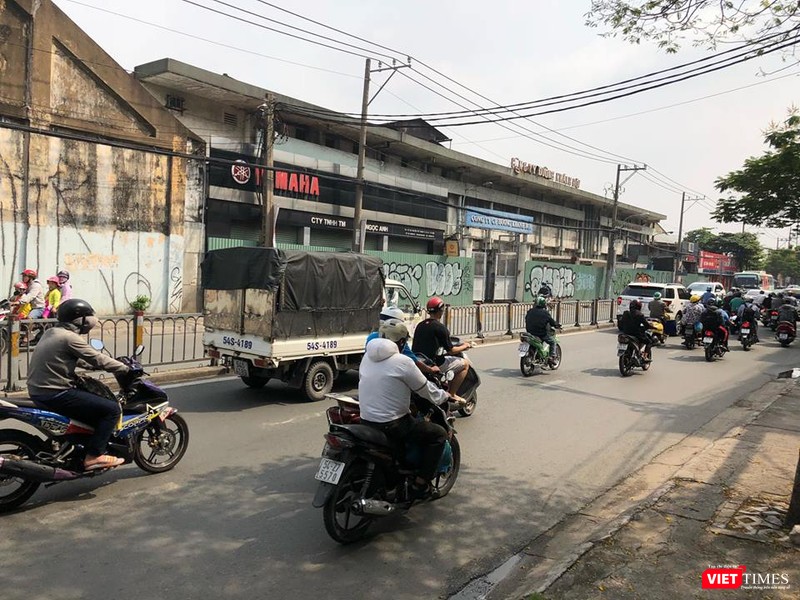 Kho hàng một thời của Khasuco đã được chấp thuận chủ trương hợp khối với hai khu đất bên cạnh nhằm chuẩn bị cho những kế hoạch xa. Kho hàng một thời của Khasuco đã được chấp thuận chủ trương hợp khối với hai khu đất bên cạnh nhằm chuẩn bị cho những kế hoạch xa.