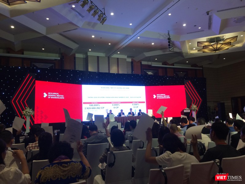 Các cổ đông tham gia biểu quyết tại phiên họp ĐHĐCĐ năm 2019 của Techcombank (Ảnh: P.D) Các cổ đông tham gia biểu quyết tại phiên họp ĐHĐCĐ năm 2019 của Techcombank (Ảnh: P.D)