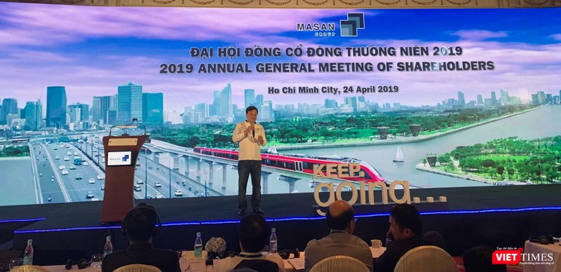 Chủ tịch HĐQT Masan - ông Nguyễn Đăng Quang - dành nhiều thời gian để chia sẻ với cổ đông về các hoạt động kinh doanh của tập đoàn (Ảnh: VT) Chủ tịch HĐQT Masan - ông Nguyễn Đăng Quang - dành nhiều thời gian để chia sẻ với cổ đông về các hoạt động kinh doanh của tập đoàn (Ảnh: VT)