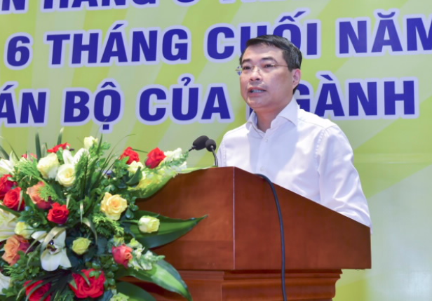 Thống đốc NHNN Lê Minh Hưng phát biểu tại Hội nghị (Ảnh: SBV) Thống đốc NHNN Lê Minh Hưng phát biểu tại Hội nghị (Ảnh: SBV)