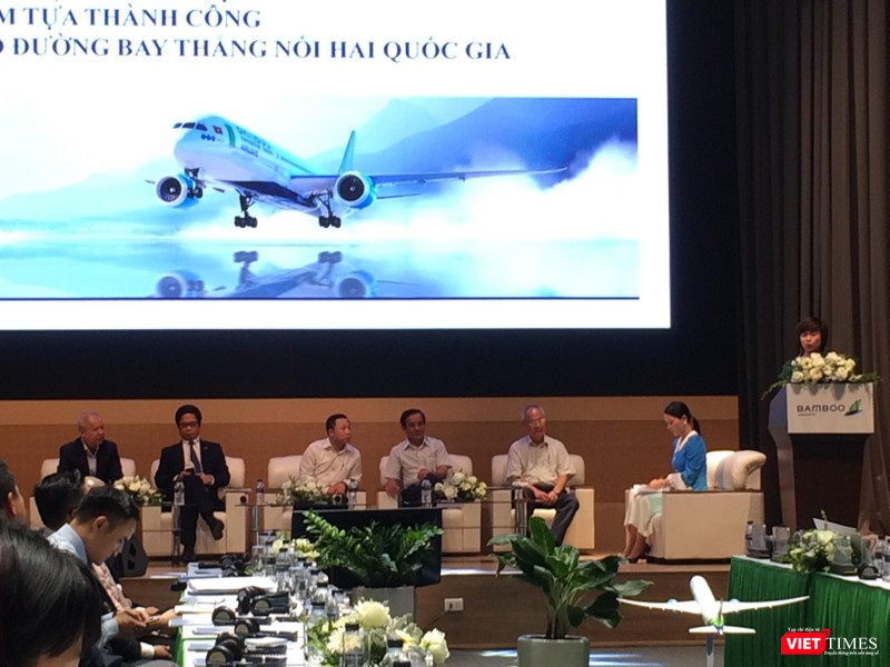 Các diễn giả tham gia tham luận tại buổi Tọa đàm (Ảnh: VT)