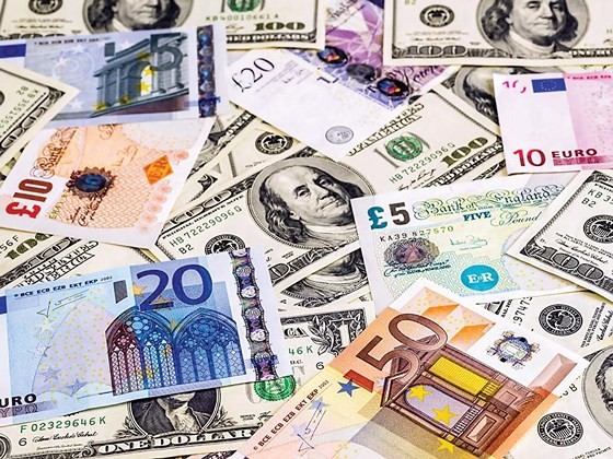 Cuộc đua các nước bắt đầu nới lỏng tiền tệ để kích thích nền kinh tế. Cuộc đua các nước bắt đầu nới lỏng tiền tệ để kích thích nền kinh tế.