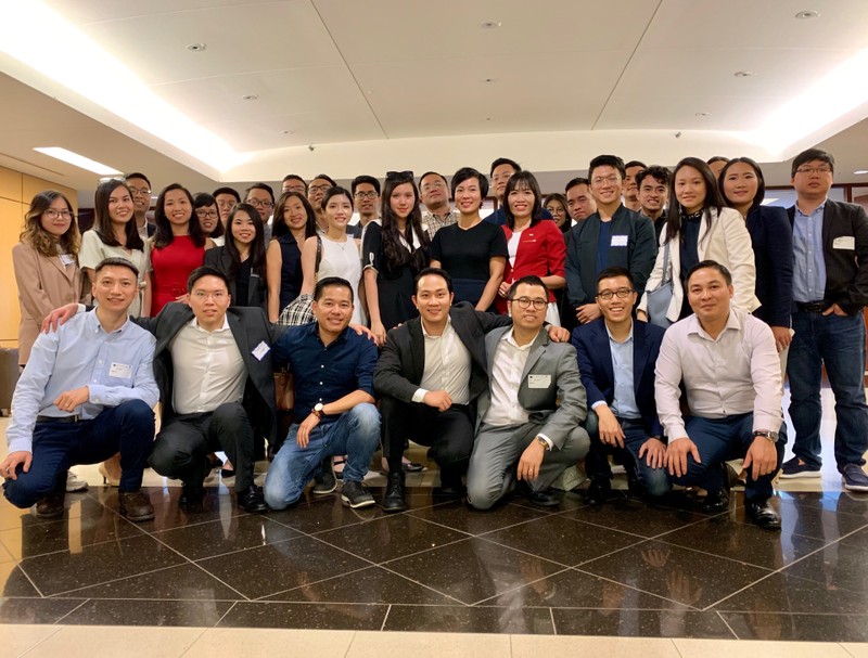 Các chuyên gia tham dự buổi gặp gỡ (Nguồn: Vietnam Finance Society) Các chuyên gia tham dự buổi gặp gỡ (Nguồn: Vietnam Finance Society)