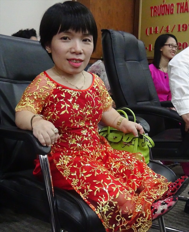 Chị Nguyễn Thị Thu Hiền, Chủ nhiệm Câu lạc bộ thanh niên và sinh viên khuyết tật tỉnh Thanh Hoá. Chị Nguyễn Thị Thu Hiền, Chủ nhiệm Câu lạc bộ thanh niên và sinh viên khuyết tật tỉnh Thanh Hoá.