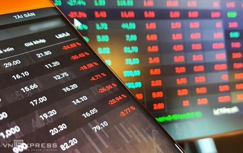 Tài khoản chứng khoán của một nhà đầu tư đỏ rực sau phiên 28/1. Ảnh: Hoàng Anh.