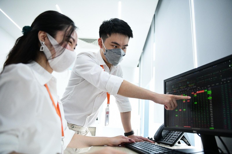 Các công ty chứng khoán rục rịch chuẩn bị cho đợt tăng vốn lớn thứ 2. Ảnh: Thạch Thảo. Các công ty chứng khoán rục rịch chuẩn bị cho đợt tăng vốn lớn thứ 2. Ảnh: Thạch Thảo.