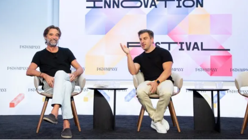 Brian Chesky – Giám đốc điều hành Airbnb - phát biểu tại Fast Company Innovation Festival (Ảnh: Fast Company) Brian Chesky – Giám đốc điều hành Airbnb - phát biểu tại Fast Company Innovation Festival (Ảnh: Fast Company)