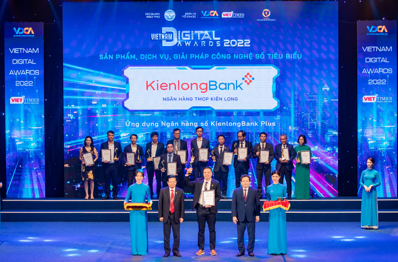 KienlongBank được vinh danh tại Giải thưởng Chuyển đổi số Việt Nam 2022 ảnh 1 KienlongBank được vinh danh tại Giải thưởng Chuyển đổi số Việt Nam 2022 ảnh 1