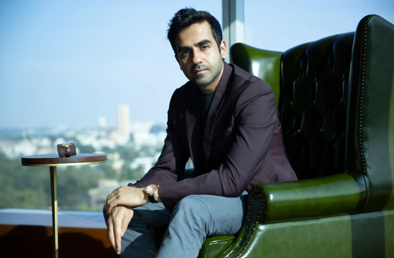 Nikhil Kamath được xem là một trong những người đưa 'Gen Z' của Ấn Độ tiếp cận với thị trường chứng khoán (Ảnh: Jyothy Karat) Nikhil Kamath được xem là một trong những người đưa 'Gen Z' của Ấn Độ tiếp cận với thị trường chứng khoán (Ảnh: Jyothy Karat)