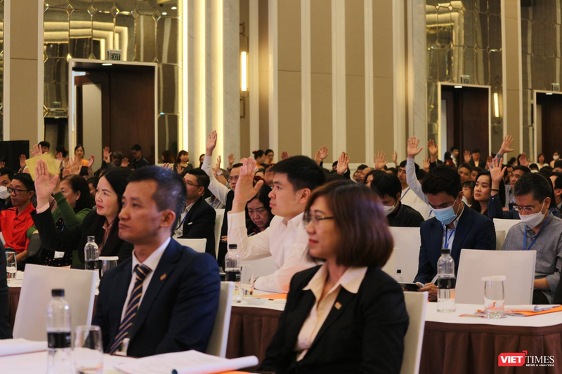 AGM 2023 của SHB: Cổ đông chiến lược sắp lộ diện, cân nhắc chia cổ tức bằng tiền tỉ lệ 5% ảnh 15 AGM 2023 của SHB: Cổ đông chiến lược sắp lộ diện, cân nhắc chia cổ tức bằng tiền tỉ lệ 5% ảnh 15