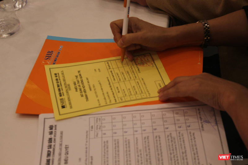 AGM 2023 của SHB: Cổ đông chiến lược sắp lộ diện, cân nhắc chia cổ tức bằng tiền tỉ lệ 5% ảnh 27 AGM 2023 của SHB: Cổ đông chiến lược sắp lộ diện, cân nhắc chia cổ tức bằng tiền tỉ lệ 5% ảnh 27