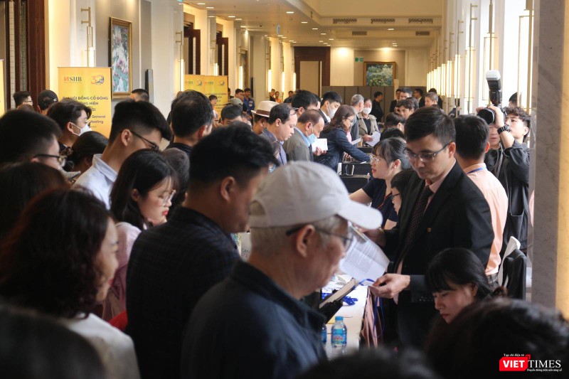 AGM 2023 của SHB: Cổ đông chiến lược sắp lộ diện, cân nhắc chia cổ tức bằng tiền tỉ lệ 5% ảnh 6 AGM 2023 của SHB: Cổ đông chiến lược sắp lộ diện, cân nhắc chia cổ tức bằng tiền tỉ lệ 5% ảnh 6