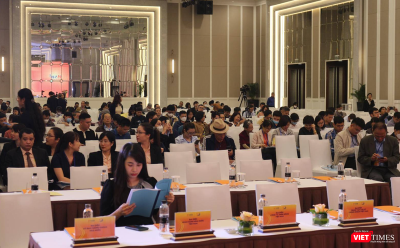 AGM 2023 của SHB: Cổ đông chiến lược sắp lộ diện, cân nhắc chia cổ tức bằng tiền tỉ lệ 5% ảnh 8 AGM 2023 của SHB: Cổ đông chiến lược sắp lộ diện, cân nhắc chia cổ tức bằng tiền tỉ lệ 5% ảnh 8