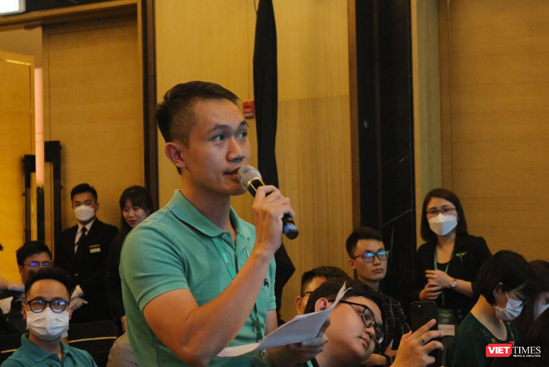 AGM 2023 của VPBank: Tham gia tái cơ cấu TCTD yếu kém, tự tin mục tiêu lợi nhuận tỉ USD ảnh 19