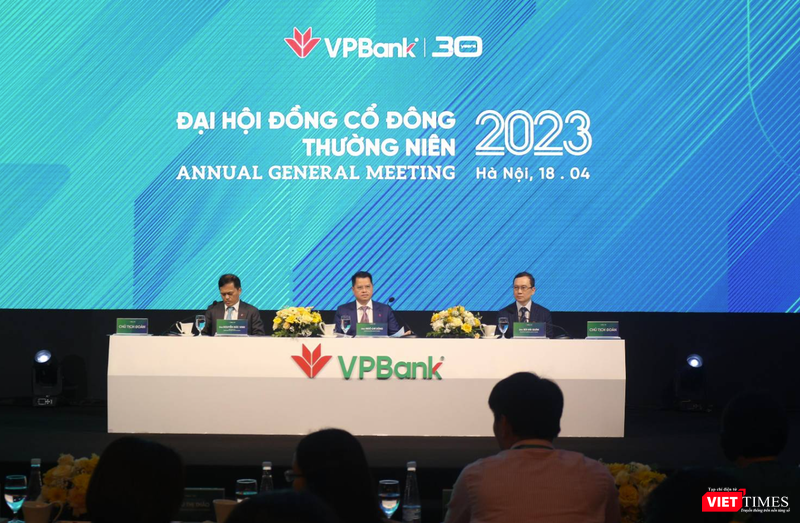 Toàn cảnh AGM 2023 của VPBank (Ảnh: Văn Lâm)
