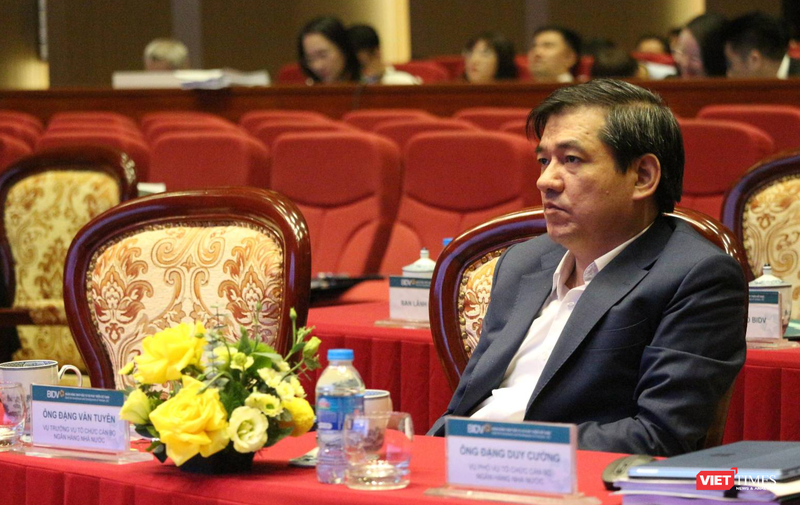 Ông Đặng Văn Tuyên - Vụ trưởng Vụ Tổ chức cán bộ NHNN, ứng viên được đề cử vào HĐQT BIDV Ông Đặng Văn Tuyên - Vụ trưởng Vụ Tổ chức cán bộ NHNN, ứng viên được đề cử vào HĐQT BIDV