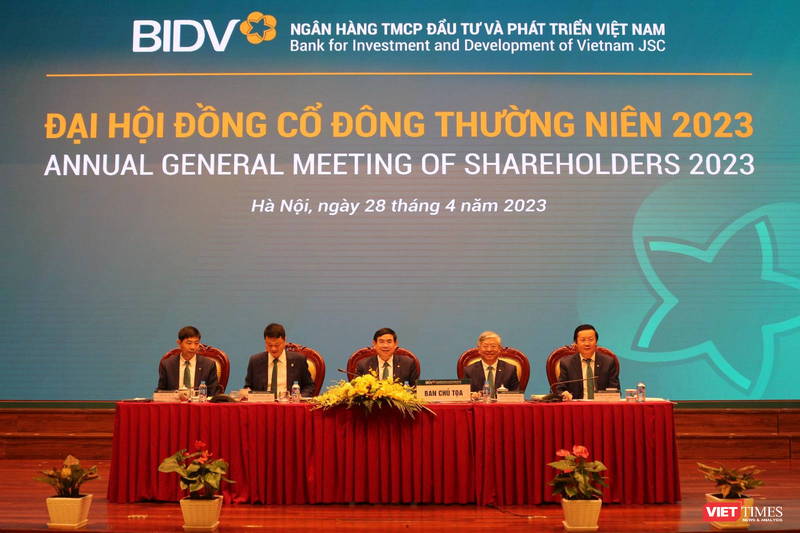 Đoàn chủ tọa tại AGM 2023 của BIDV Đoàn chủ tọa tại AGM 2023 của BIDV
