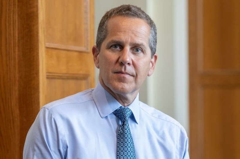 Ông Michael Barr - Phó Chủ tịch Ủy ban giám sát Fed (Ảnh: Internet) Ông Michael Barr - Phó Chủ tịch Ủy ban giám sát Fed (Ảnh: Internet)