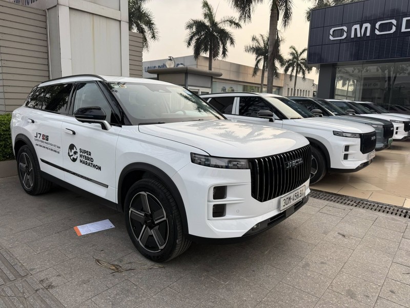Omoda & Jaecoo Việt Nam tổ chức chuyến đi 3 ngày cho các KOL để chứng minh khả năng đi xa của xe Jaecoo J7. Ảnh: Đỗ Minh Hồ Hải. 495207715_9666771590072096_1869675213328302870_n.jpg