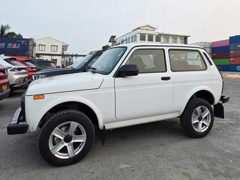 Lada Niva Legend 496149789_1132453772253641_4438727417529568961_n.jpg