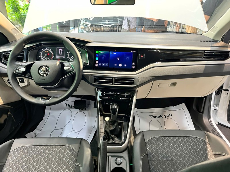 Khoang lái của Skoda Slavia phiên bản Ambition. gen-h-z7000041110205_39a960a15e1e4e10bb15b51c53f56d0a.jpg