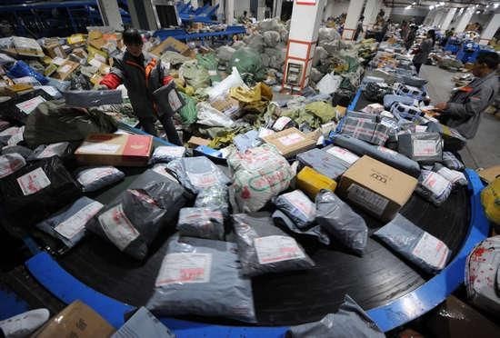 Với sáng kiến bán hàng khuyến mãi nhân ngày Tết độc thân, Trương Dũng đã biến ngày này thành “Lễ hội bán hàng”, trở thành hiện tượng kinh doanh lan ra ngoài biên giới Trung Quốc