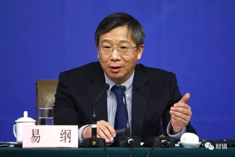 Thống đốc Ngân hàng Trung Quốc Dị Cương cho rằng thị trường chứng khoán sụt giảm chỉ là tạm thời...