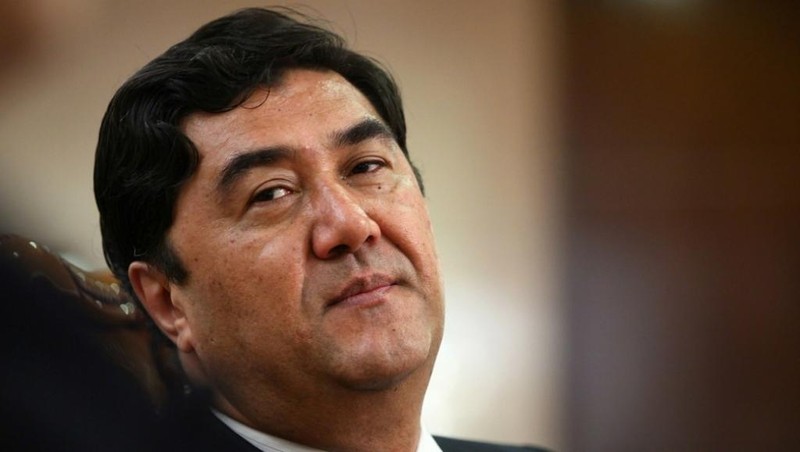 Nur Bekri [tên Hán: Nỗ Nhĩ Bạch Khắc Lực] là quan chức cao cấp người Duy Ngô Nhĩ đầu tiên ngã ngựa kể từ sau Đại hội 18.