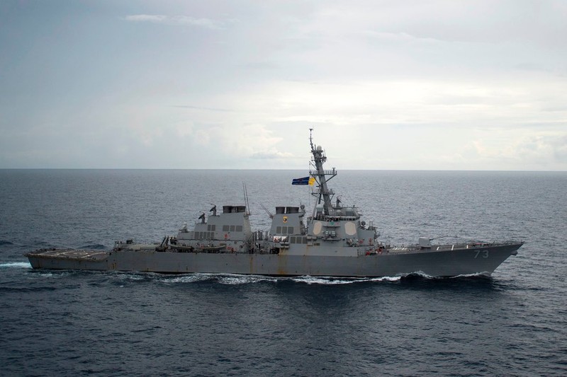 Mỹ luôn chủ trương duy trì việc đưa tàu chiến và máy bay đến hoạt động trên Biển Đông nhằm thực thi quyền tự do hàng hải, hàng không theo quy định của luật quốc tế. Mỹ luôn chủ trương duy trì việc đưa tàu chiến và máy bay đến hoạt động trên Biển Đông nhằm thực thi quyền tự do hàng hải, hàng không theo quy định của luật quốc tế.