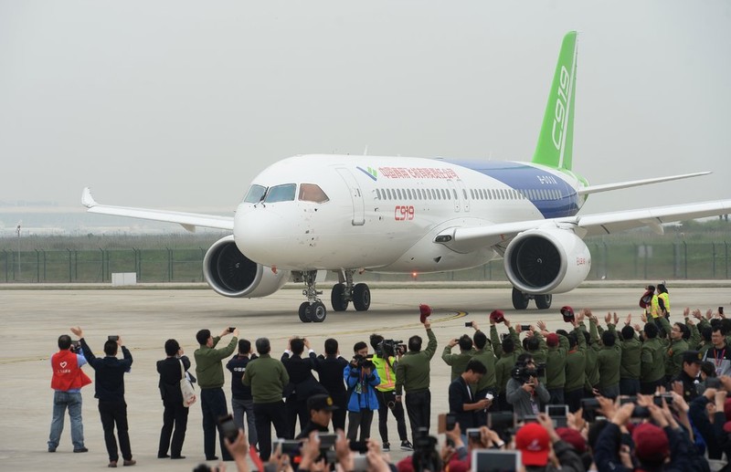 Máy bay chở khách C919 - một hạng mục trọng điểm trong kế hoạch “Made in China 2025” Máy bay chở khách C919 - một hạng mục trọng điểm trong kế hoạch “Made in China 2025”
