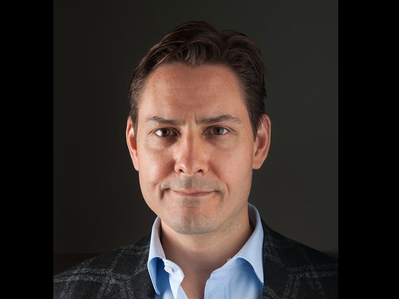 Ông Michael Kovrig, công dân Canada bị Trung Quốc bắt giữ sau sự kiện Mạnh Vãn Chu. . Ông Michael Kovrig, công dân Canada bị Trung Quốc bắt giữ sau sự kiện Mạnh Vãn Chu. .