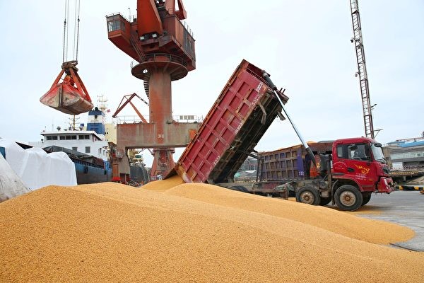 Việc các công ty Trung Quốc ký hợp đồng mua 500 ngàn tấn đậu tương của Mỹ được coi là động thái tích cực sau cuộc gặp gỡ Donald Trump - Tập Cận Bình hôm 1/12 tại Buenos Aires Việc các công ty Trung Quốc ký hợp đồng mua 500 ngàn tấn đậu tương của Mỹ được coi là động thái tích cực sau cuộc gặp gỡ Donald Trump - Tập Cận Bình hôm 1/12 tại Buenos Aires