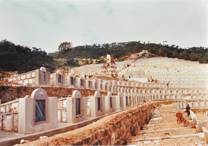 Một nghĩa địa chôn thi thế lính Trung Quốc bị chết trong Chiến tranh Tháng 2.1979. Ảnh tư liệu Trung Quốc.